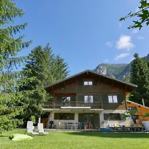 house-in-alpes.hotels-rhonealpes.com/